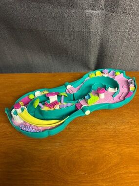Vintage Polly Pocket Bluebird Splash & Slide Water Park Pool Compact ONLY 1995